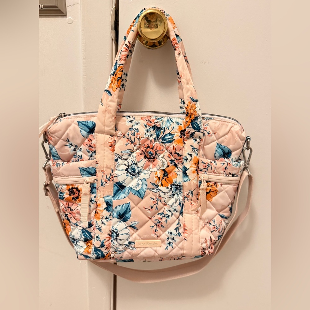 “Vera Bradley” Large Quilted Tote: Peach Blossom Bouquet- NWOT: Never Used